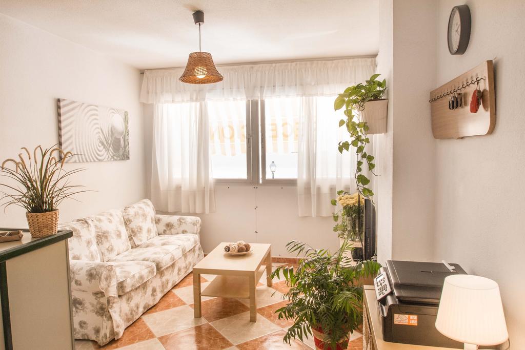 Hostal Jomarijo Fuengirola Exterior photo